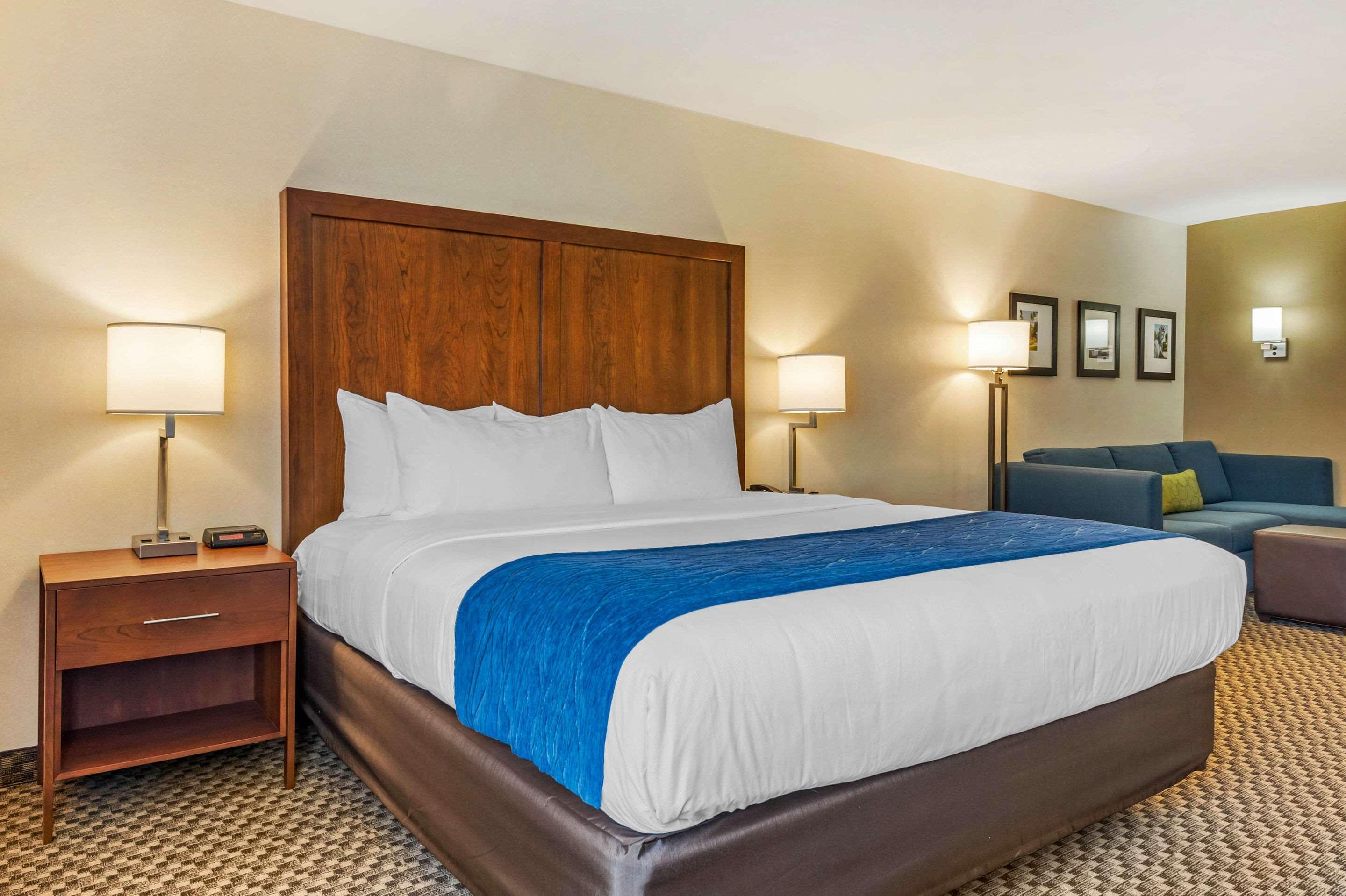 Comfort Inn & Suites Near Route 66 Lincoln Exteriér fotografie