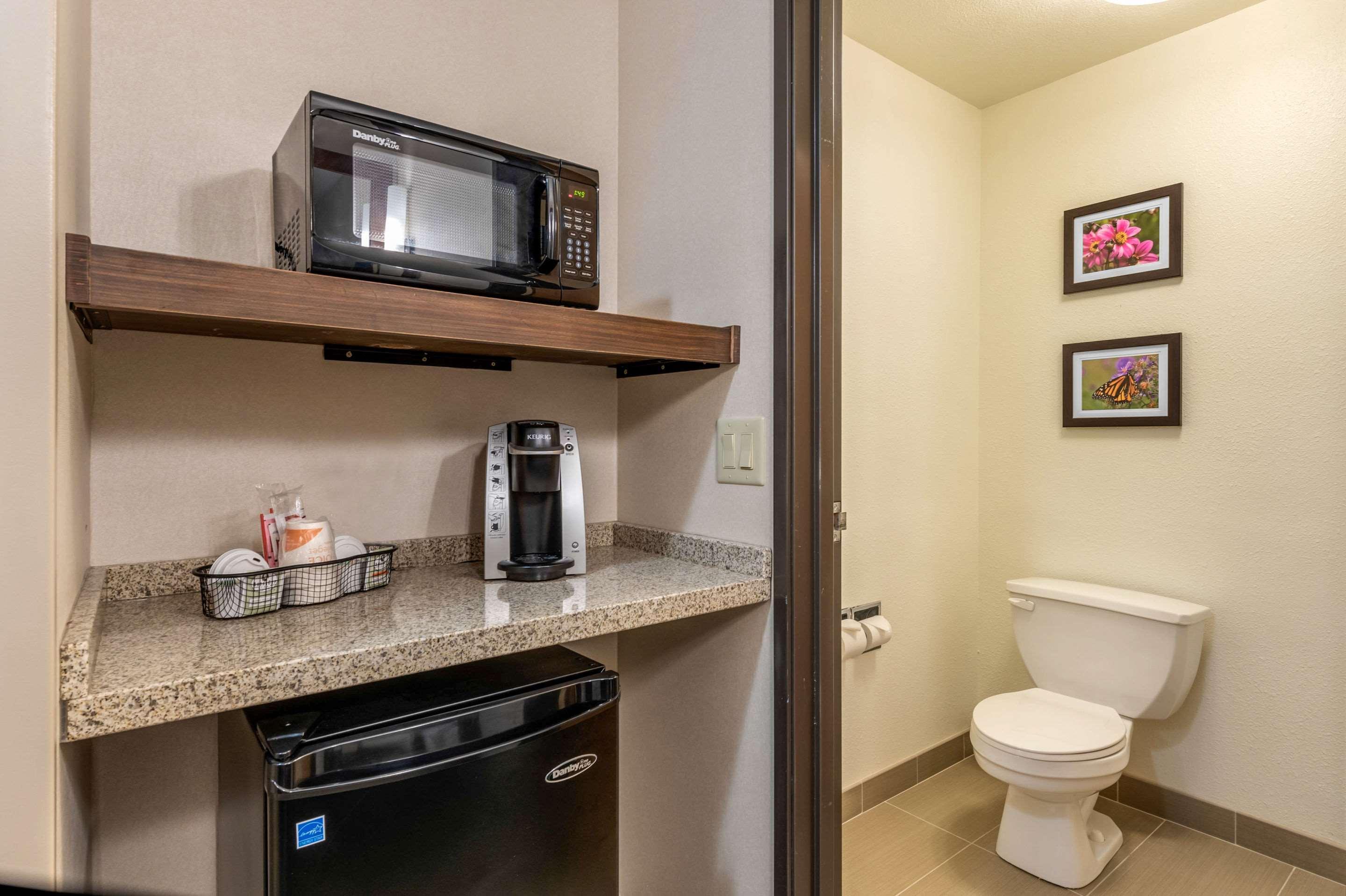 Comfort Inn & Suites Near Route 66 Lincoln Exteriér fotografie