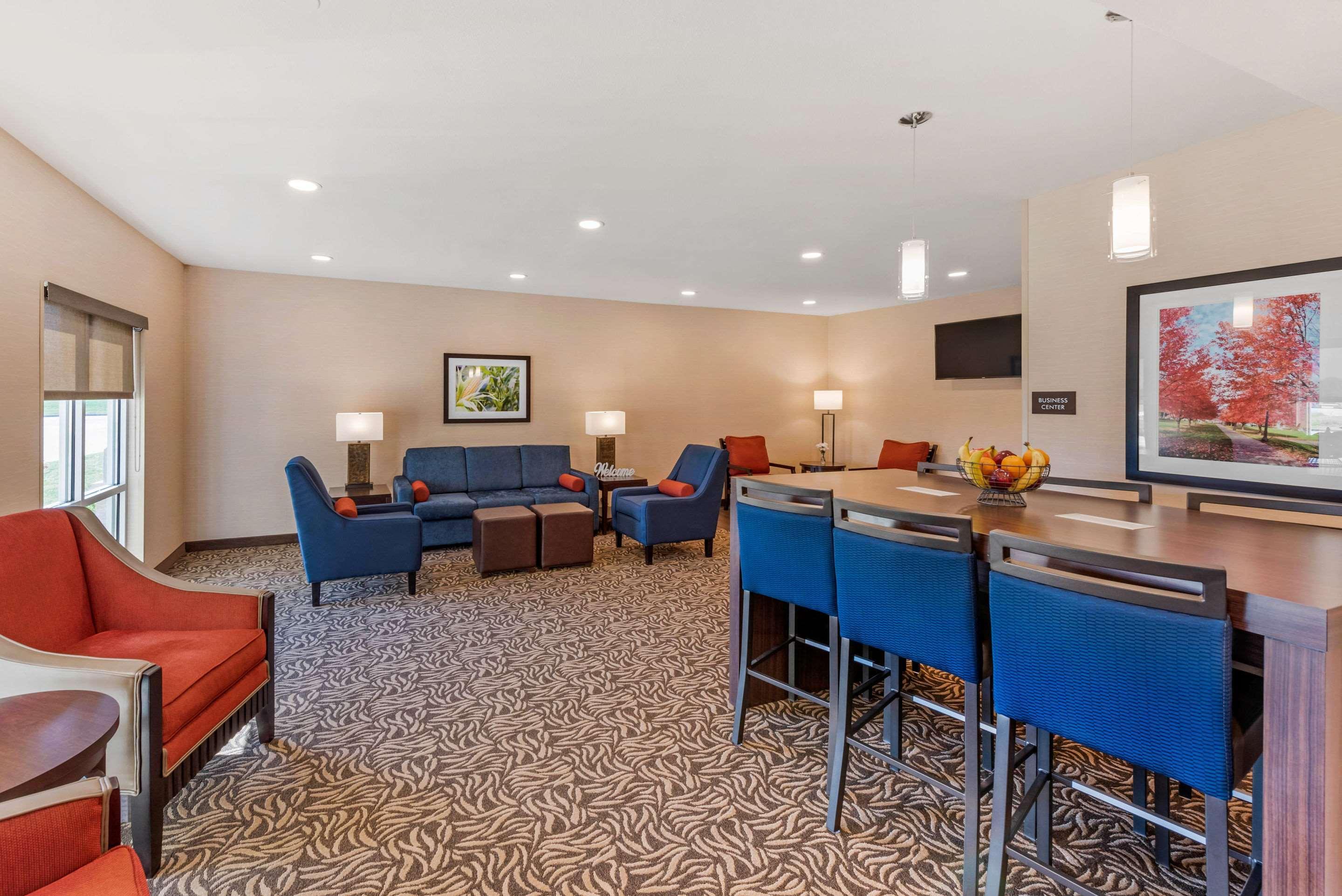Comfort Inn & Suites Near Route 66 Lincoln Exteriér fotografie