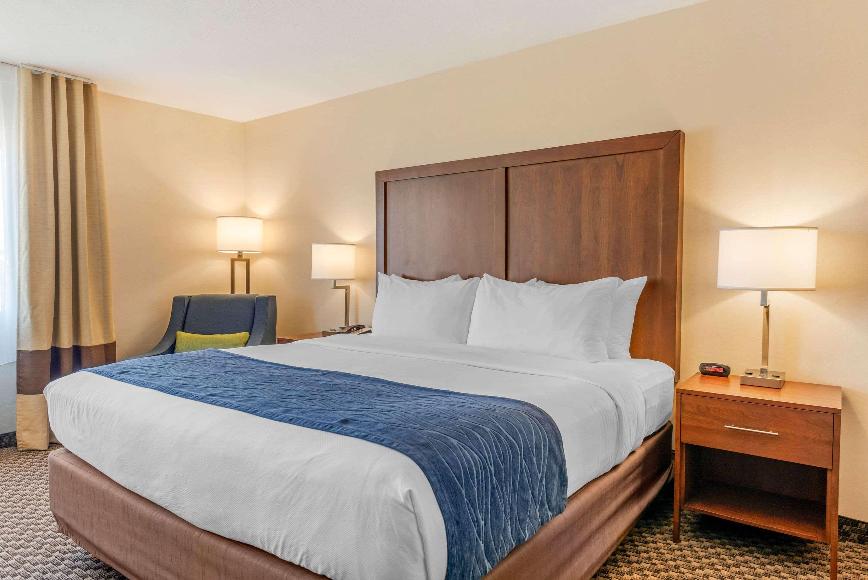 Comfort Inn & Suites Near Route 66 Lincoln Exteriér fotografie