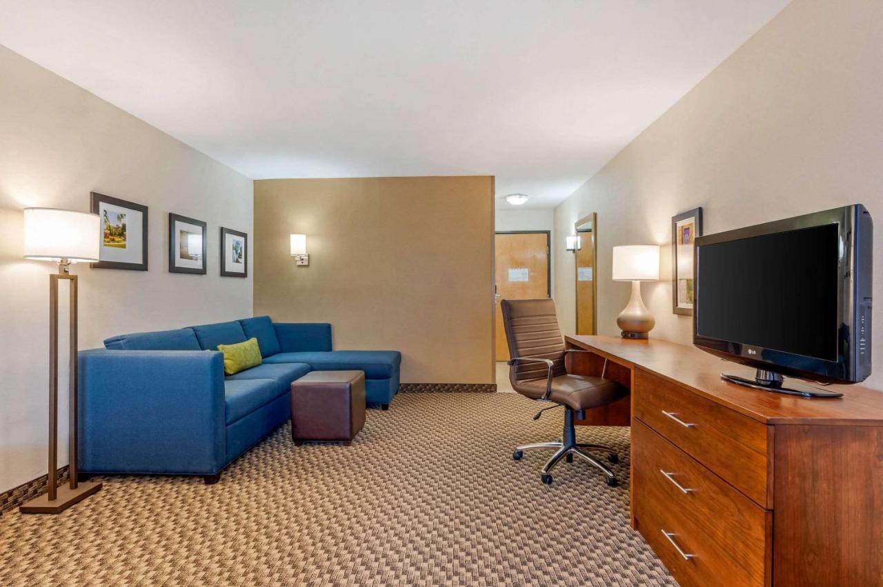 Comfort Inn & Suites Near Route 66 Lincoln Exteriér fotografie